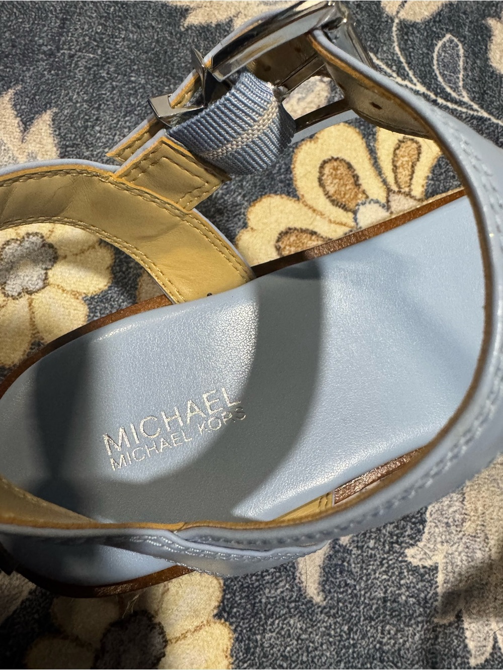 Michael Kors sandals - Picture 5 of 6